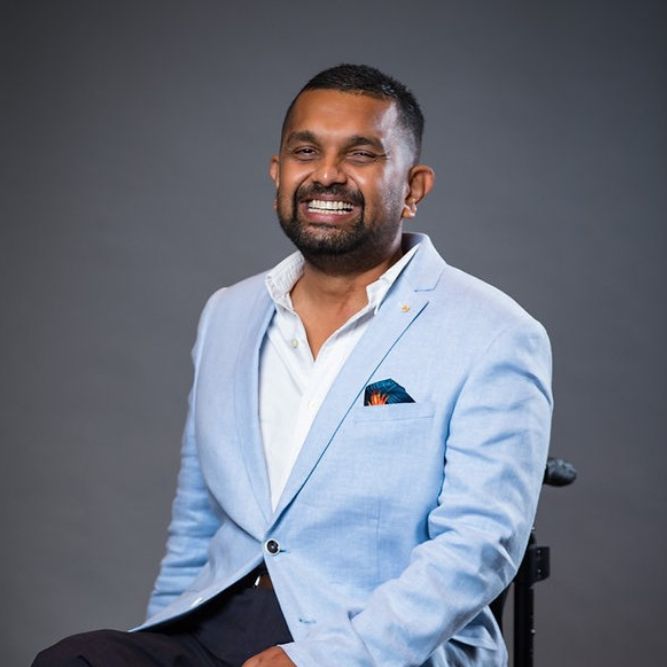 Portrait of Dr Dinesh Palipana OAM